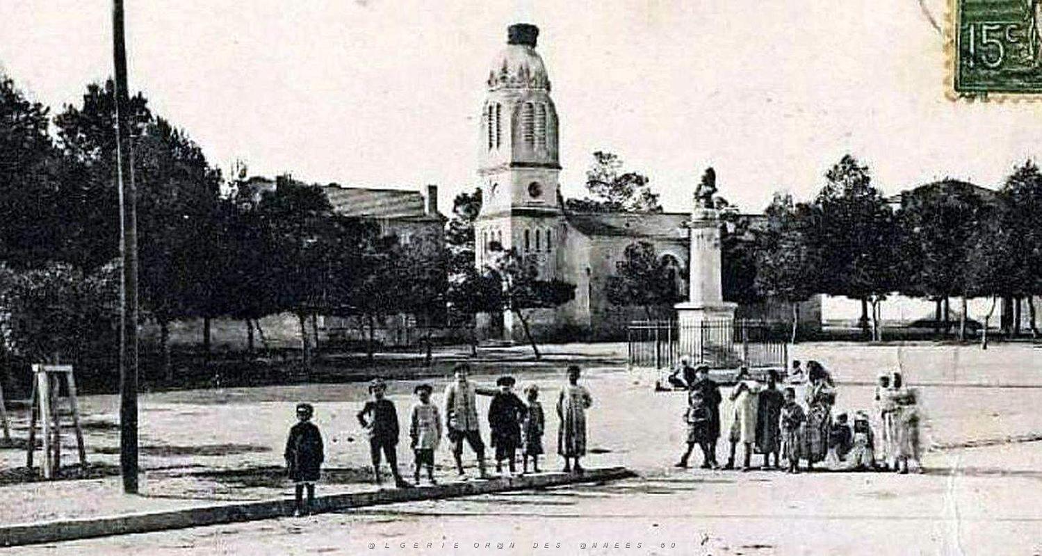 921- Sidi-Chami - Place de la Republique2.jpg